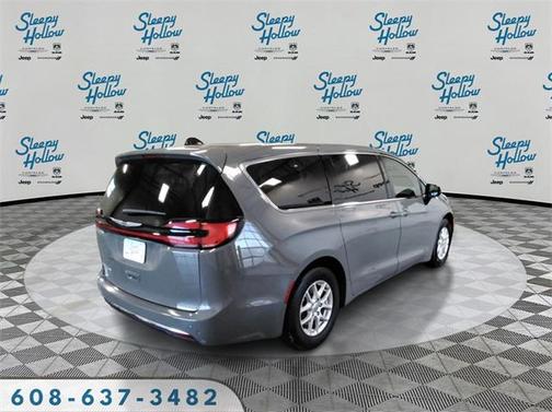 2025 Chrysler Pacifica L