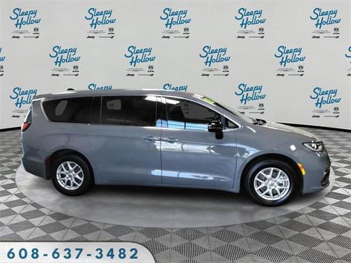 2025 Chrysler Pacifica L