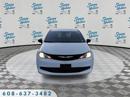 2026 Chrysler Voyager LX