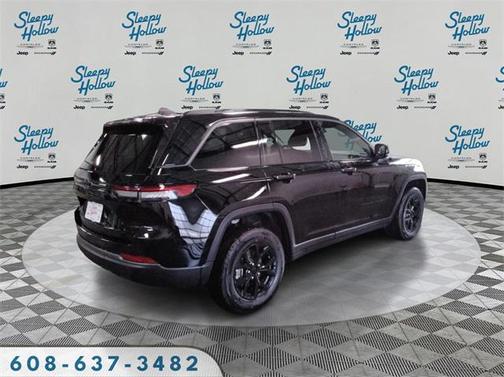 2026 Jeep Grand Cherokee Altitude