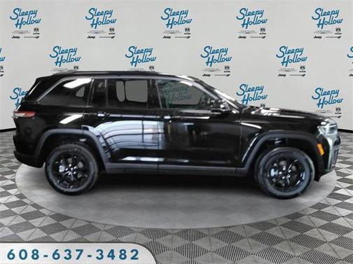 2026 Jeep Grand Cherokee Altitude