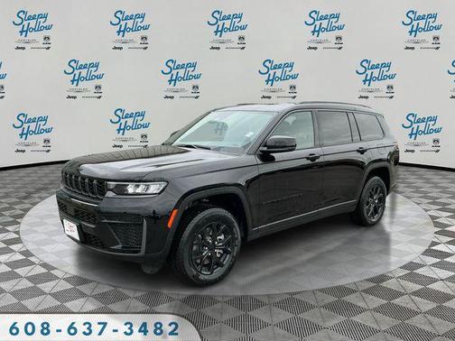 Diamond Black Crystal Pearlcoat 2026 Jeep Grand Cherokee L Altitude