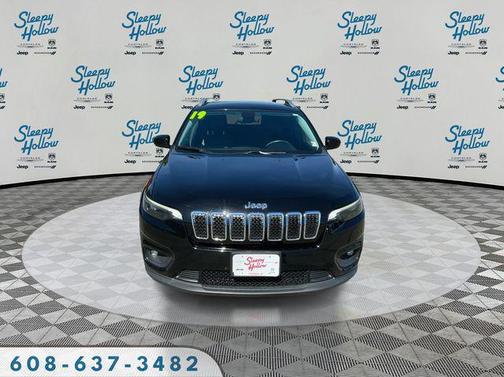 Diamond Black Crystal Pearlcoat 2019 Jeep Cherokee Latitude Plus