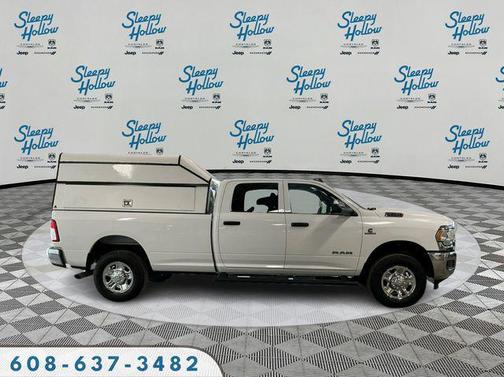 Bright White Clearcoat 2022 RAM 3500 Tradesman Crew Cab 4x4 8' Box