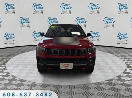 2025 Jeep Compass Trailhawk