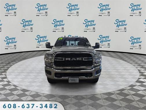 2024 RAM 3500 Tradesman Crew Cab 4x4 6'4' Box