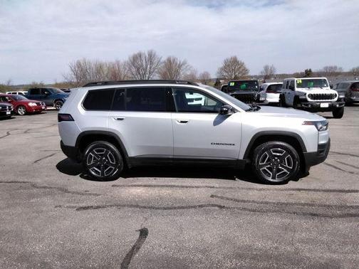 Silver Zynith Clearcoat 2026 Jeep Cherokee Limited