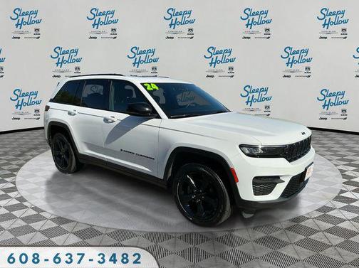 Bright White Clearcoat 2024 Jeep Grand Cherokee Altitude