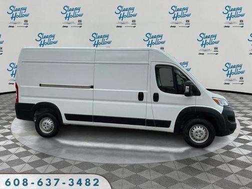 Bright White Clearcoat 2026 RAM ProMaster 2500 Tradesman