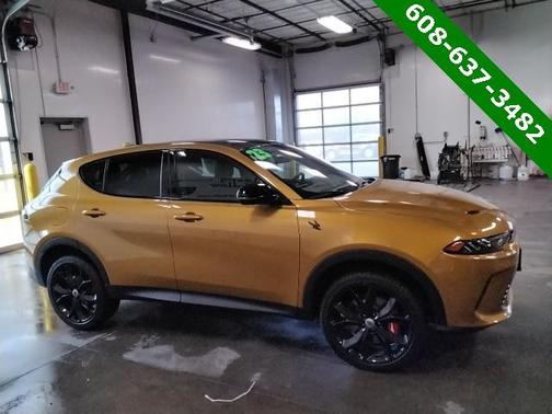 Acapulco Gold 2023 Dodge Hornet GT Plus AWD
