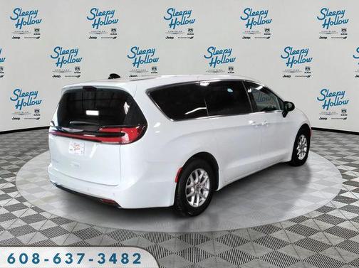 2025 Chrysler Pacifica L