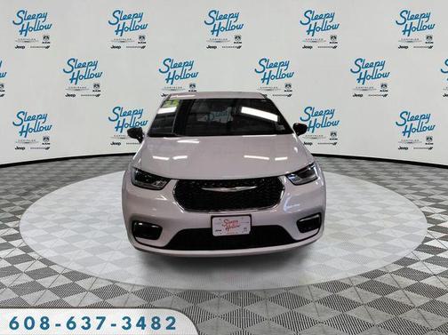 2025 Chrysler Pacifica L