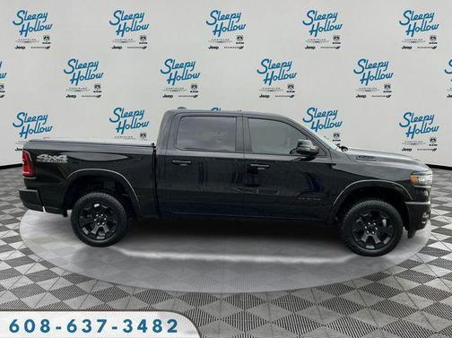 Diamond Black Crystal Pearlcoat 2025 RAM 1500 Big Horn/Lone Star