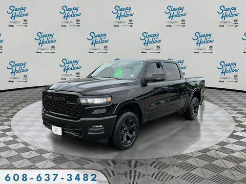 Diamond Black Crystal Pearlcoat 2025 RAM 1500 Big Horn/Lone Star