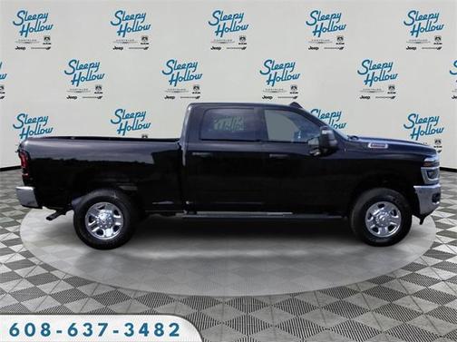 2025 RAM 2500 Tradesman Crew Cab 4x4 6'4' Box