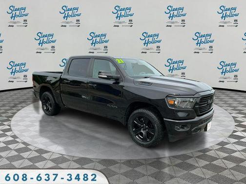 Diamond Black Crystal Pearlcoat 2021 RAM 1500 Big Horn/Lone Star
