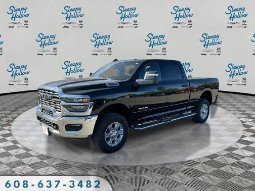 Diamond Black Crystal Pearlcoat 2026 RAM 2500 Big Horn Crew Cab 4x4 6'4' Box
