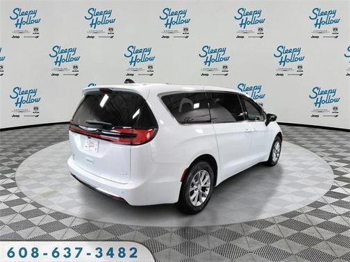 2026 Chrysler Pacifica L