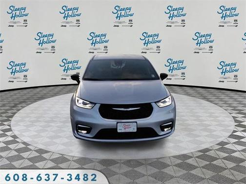 2026 Chrysler Pacifica L