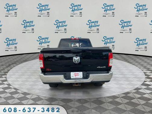 Diamond Black Crystal Pearlcoat 2020 RAM 2500 Tradesman Crew Cab 4x4 6'4' Box