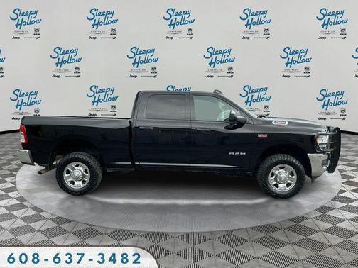 Diamond Black Crystal Pearlcoat 2020 RAM 2500 Tradesman Crew Cab 4x4 6'4' Box