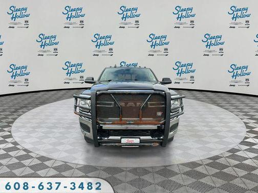 Diamond Black Crystal Pearlcoat 2020 RAM 2500 Tradesman Crew Cab 4x4 6'4' Box
