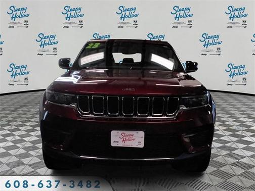 2023 Jeep Grand Cherokee Laredo