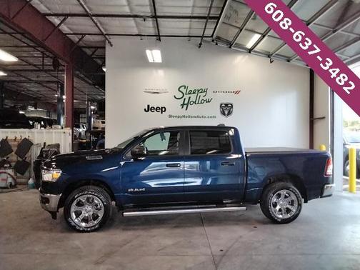 Patriot Blue Pearlcoat 2023 RAM 1500 Big Horn/Lone Star