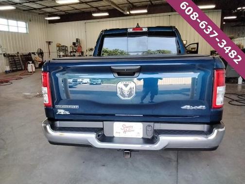 Patriot Blue Pearlcoat 2023 RAM 1500 Big Horn/Lone Star