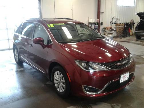 2018 Chrysler Pacifica Touring-L