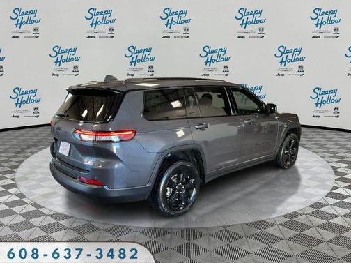 Baltic Gray Metallic Clearcoat 2022 Jeep Grand Cherokee L Altitude