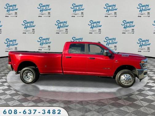 Molten Red Pearlcoat 2027 RAM 3500 Big Horn
