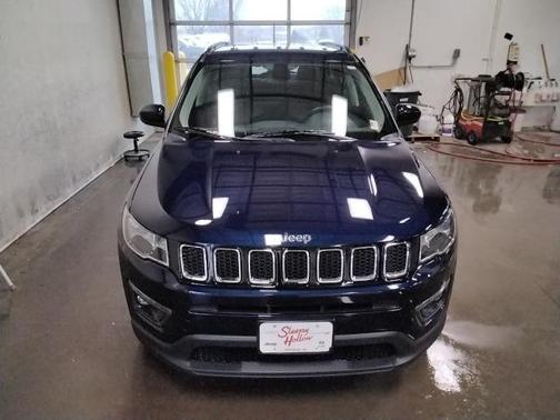 Jazz Blue Pearlcoat 2020 Jeep Compass Latitude