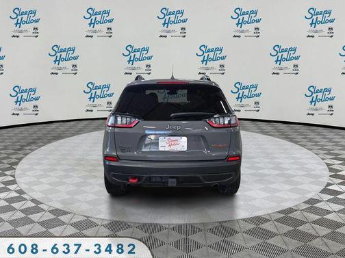 2022 Jeep Cherokee Trailhawk