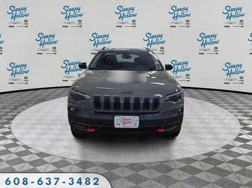 2022 Jeep Cherokee Trailhawk