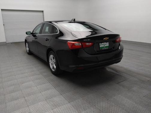 Mosaic Black Metallic 2024 Chevrolet Malibu FWD 1LT