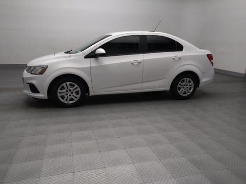 2020 Chevrolet Sonic FWD Sedan LS