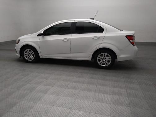 2020 Chevrolet Sonic FWD Sedan LS