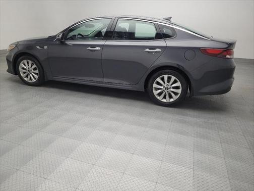 2018 Kia Optima S