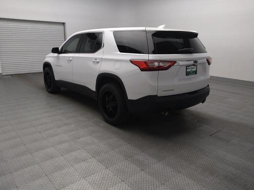 Summit White 2020 Chevrolet Traverse LS