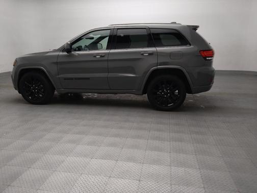 Gray 2019 Jeep Grand Cherokee Altitude