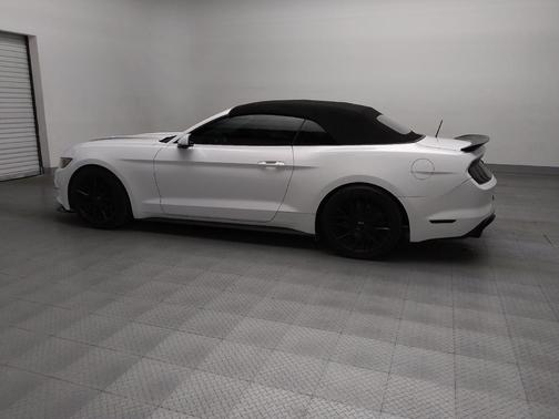 2016 Ford Mustang V6