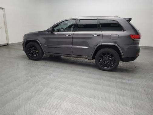 2017 Jeep Grand Cherokee Altitude
