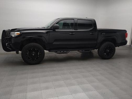 2017 Toyota Tacoma SR