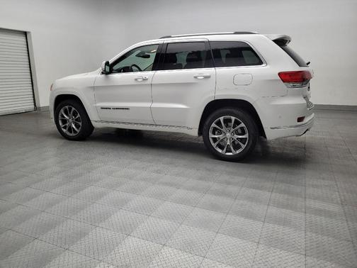 2020 Jeep Grand Cherokee Summit