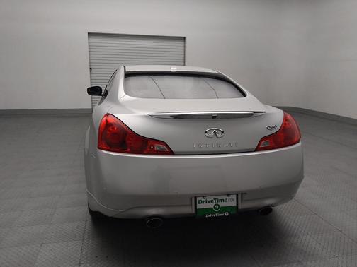 2015 INFINITI Q60 Base