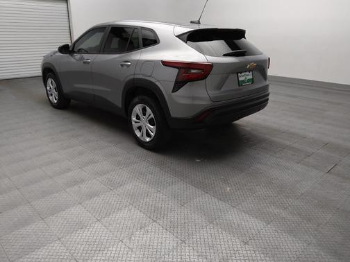 Gray 2025 Chevrolet Trax LS
