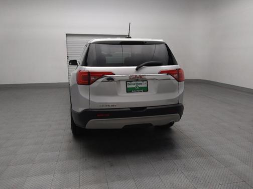 2018 GMC Acadia SLE-1