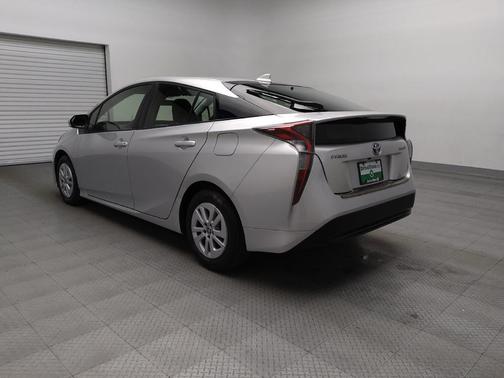 2017 Toyota Prius Two