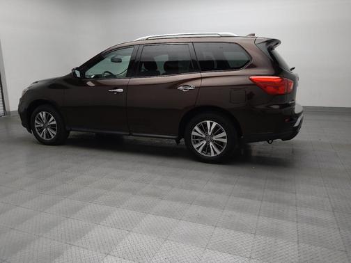 2020 Nissan Pathfinder SL 2WD
